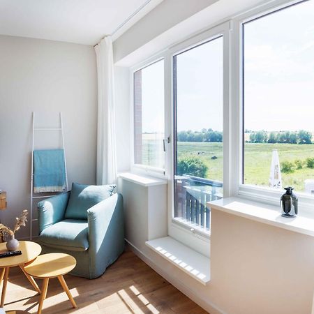 Bades Huk Marina Hotel Hohen Wieschendorf Bagian luar foto